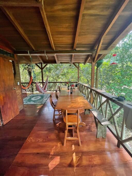 Caoni Riverside Lodge Puerto Quito Luaran gambar