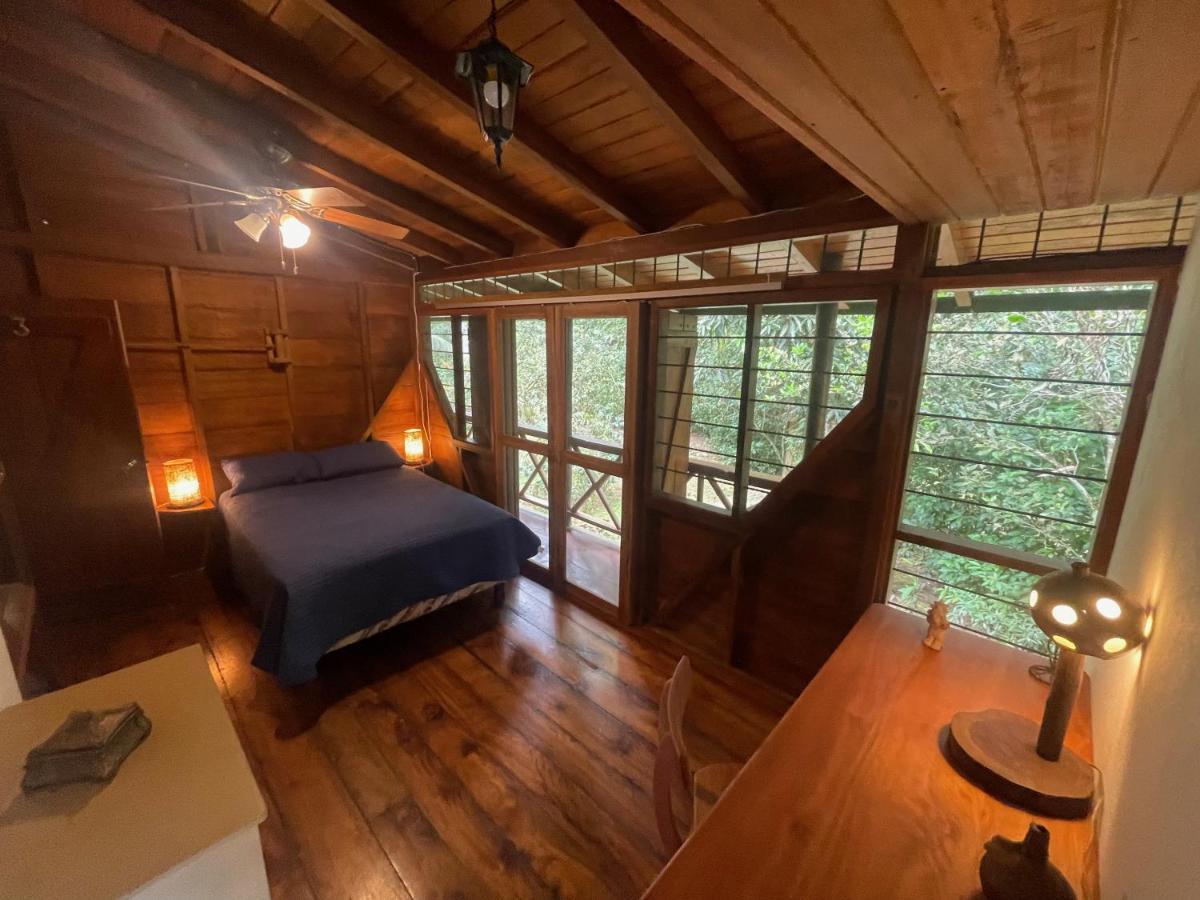 Caoni Riverside Lodge Puerto Quito Luaran gambar