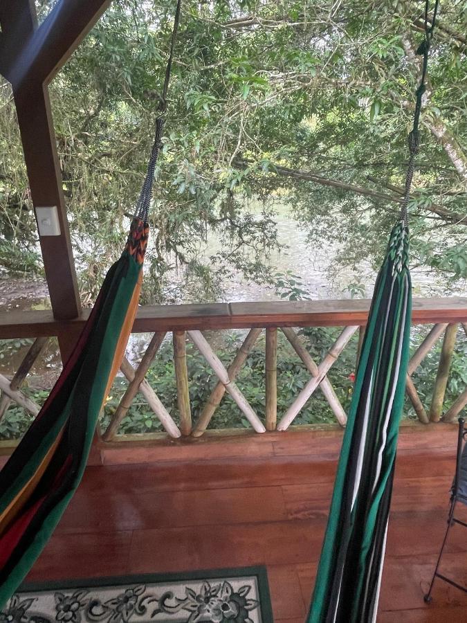 Caoni Riverside Lodge Puerto Quito Luaran gambar
